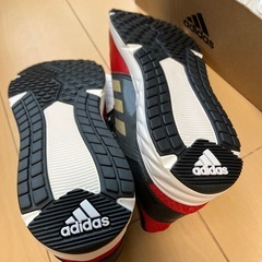 新品未使用adidasアディダス25㎝スニーカーの画像