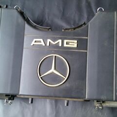 Ｍベンツ119エンジン用エヤクリーナーカバー販売ーAMG.60に装備されていたカバーの画像