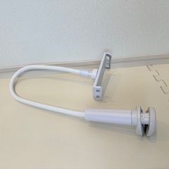 タブレット&スマホ 両用 スタンド 寝ながらタブレットスタンド 全機種対応 iPhone&iPad スタンド スマホスタンド タブレットスタンド アームスタンド 寝ながらスマホスタンド 携帯 スマホアーム 360自由回転 土台強化 安定性 フレキシブルアーム付き 柔軟自由調節 幅広い互換性 4-10.6インチ 手帳型ケースにも対応可能 白の画像