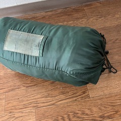 最終値下げ！寝袋 Colemanの画像