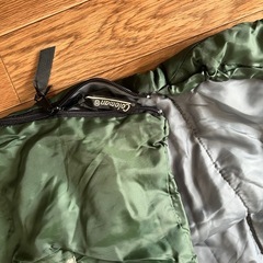 最終値下げ！寝袋 Colemanの画像