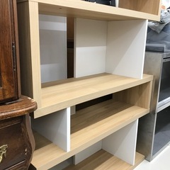 Ｓ字型飾り棚の画像
