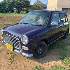 ダイハツ ミラジーノの画像