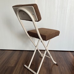 折りたたみチェアの画像