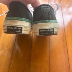 スニーカーの画像