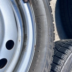 冬タイヤ155/65R14 75Qの画像