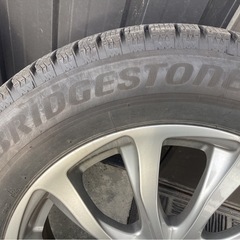 195/65R16 21年製ブリヂストンスタッドレスタイヤの画像