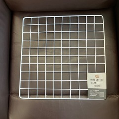 お買い得！ワイヤーネット 3個とラック2つ！の画像