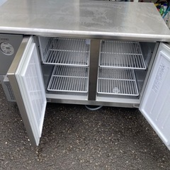 美品　22年製　ダイワ　冷凍、冷蔵コールドテーブル　幅1200奥600高800 4161S-EC 清掃、動作確認済みの画像