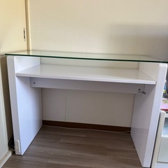 デスクの画像