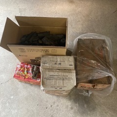 木炭まとめ売り　バーベキュー等にの画像