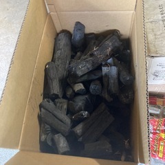 木炭まとめ売り　バーベキュー等にの画像