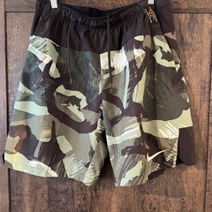 NIKE ナイキ ハーフパンツ メンズ ウーブンショート XLサイズ カモ柄の画像