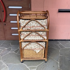 籐家具 ラタン 収納ラックの画像