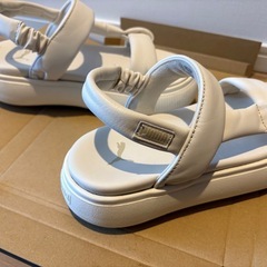 PUMA スウェード　マユ　サマー　サンダル
の画像