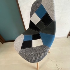 カッコいい椅子　ジャンク　青系パッチワーク の画像
