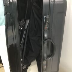 😸【良品】軽量スーツケース大「ESCAPE'S」 ＴＳＡ「３泊～５泊」の画像