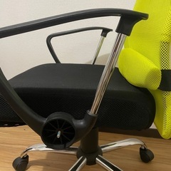 オフィスチェアの画像