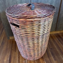 大っきいカゴの画像