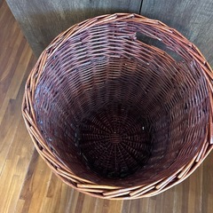 大っきいカゴの画像