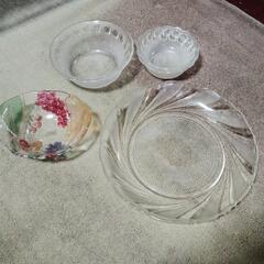 中古食器の画像