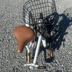 折りたたみ自転車の画像
