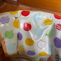 赤ちゃん歩行器の画像
