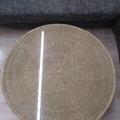 ジモティー割引🏷️【ジャングルジャングル岸和田和泉インター店】籐 ガラステーブル 和泉市 堺市 岸和田市 泉大津市 高石市 泉北郡熊取町の画像