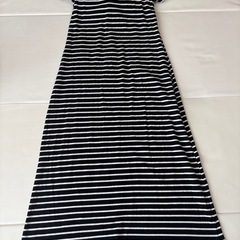 UNIQLO ユニクロ　ブラ付きワンピース　ボーダー 半袖ワンピース　Mの画像
