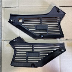 CBX400F/550Fサイドビュー☆サイドカバー
の画像