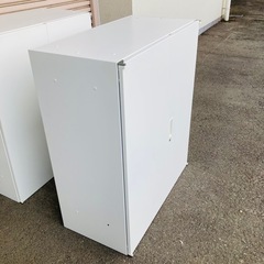 両開き書庫　スチール書庫　収納庫　キャビネット　棚　収納棚　鍵無し　オフィス家具の画像