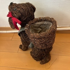 犬のプランター置きの画像