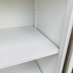 両開き書庫　スチール書庫　収納庫　キャビネット　棚　収納棚　鍵2本付き　オフィス家具の画像