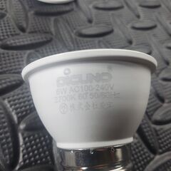 ６個セット LEDスポットライト E26 口金 LED電球 6W 100-240V 2700Kの画像