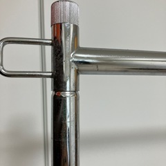 ハンガーラック　高さ調節可能の画像