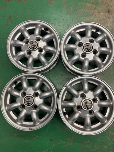 ローバーミニ　クーパー純正12インチホイール