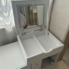 ドレッサー　コスメワゴンの画像