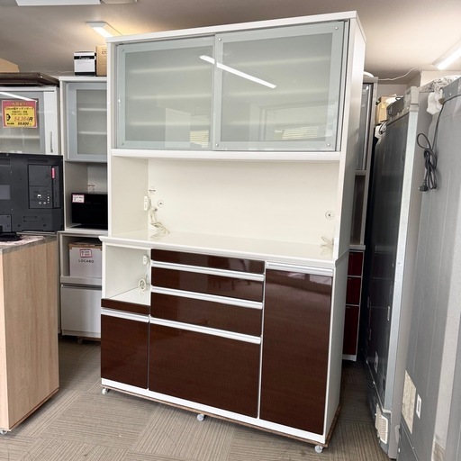 【美品‼️】定価30万♪ 高級 松田家具 141cm幅キッチンボード 食器棚 収納家具 木目調ダークブラウン♪