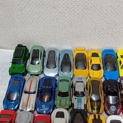 ホットウィールなど　ミニカー５６台セットの画像