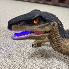 恐竜のおもちゃの画像