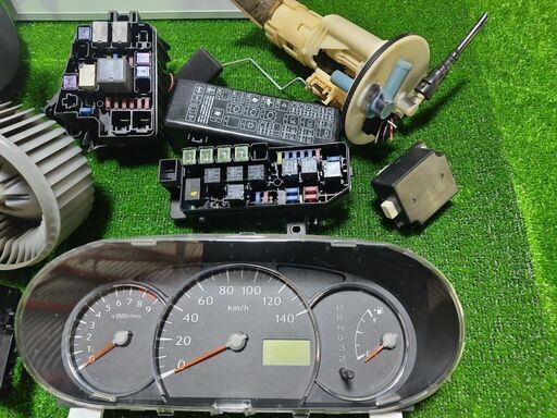 ☆DAIHATSU☆ Move ダイハツ ムーヴ DBA-L175S 【パーツまとめ売り】