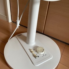 【無料】扇風機　美品　ニトリ　タイマー付きの画像