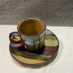 和モダン陶器カップ＆ソーサーの画像