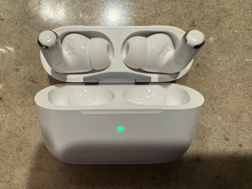 匿名配送　新品 未開封　送料無料　AirPods Pro2 本体　互換品　シリアル番号あり