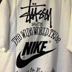 STUSSY NIKE コラボ Tシャツ 半袖 ホワイトの画像