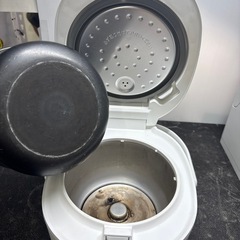 【アイリスオーヤマ 炊飯器】【3合炊き】2021年製★クリーニング済み/6ヶ月保証付き【管理番号10508】野の画像