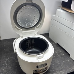 【アイリスオーヤマ 炊飯器】【3合炊き】2021年製★クリーニング済み/6ヶ月保証付き【管理番号10508】野の画像
