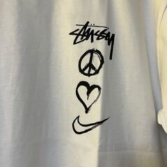STUSSY× NIKE Peace Love Swoosh Tシャツの画像