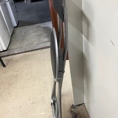 2508-176 折りたたみパイプイス 汚れありの画像