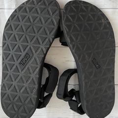 TEVA テバ universal  ストラップサンダルの画像